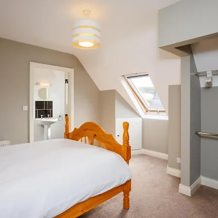 Reeks View Haven Holiday home *